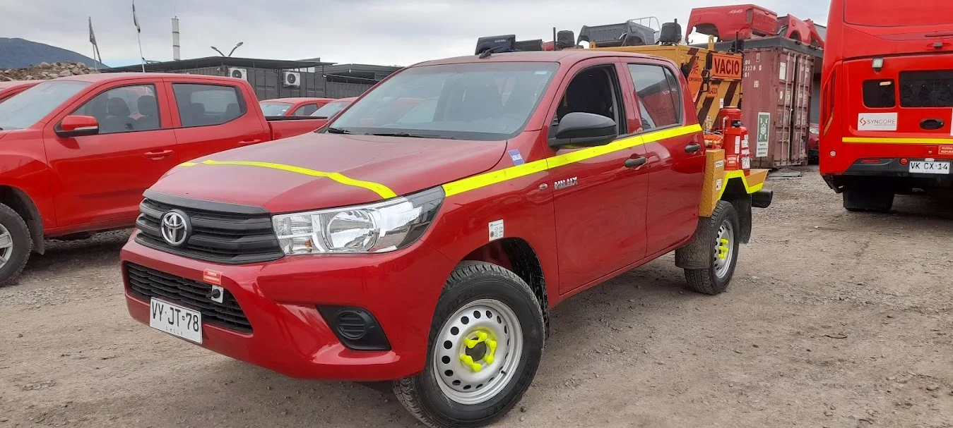 Toyota Hilux para faena y transporte especializado